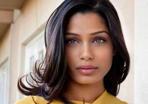 Freida Pinto Cosmetic Surgery Face