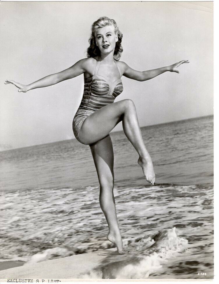 Vera-Ellen Plastic Surgery Body