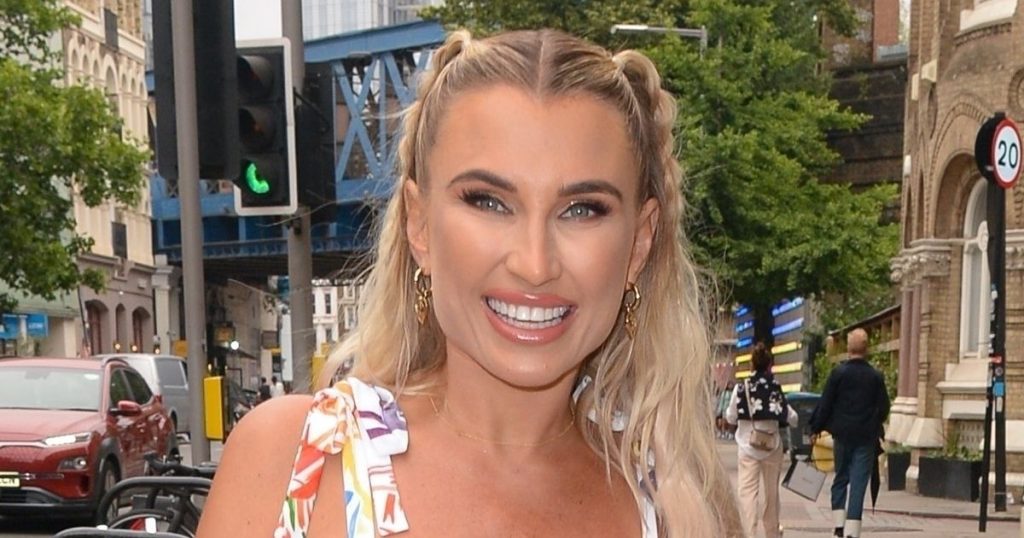 Billie Faiers Plastic Surgery Face