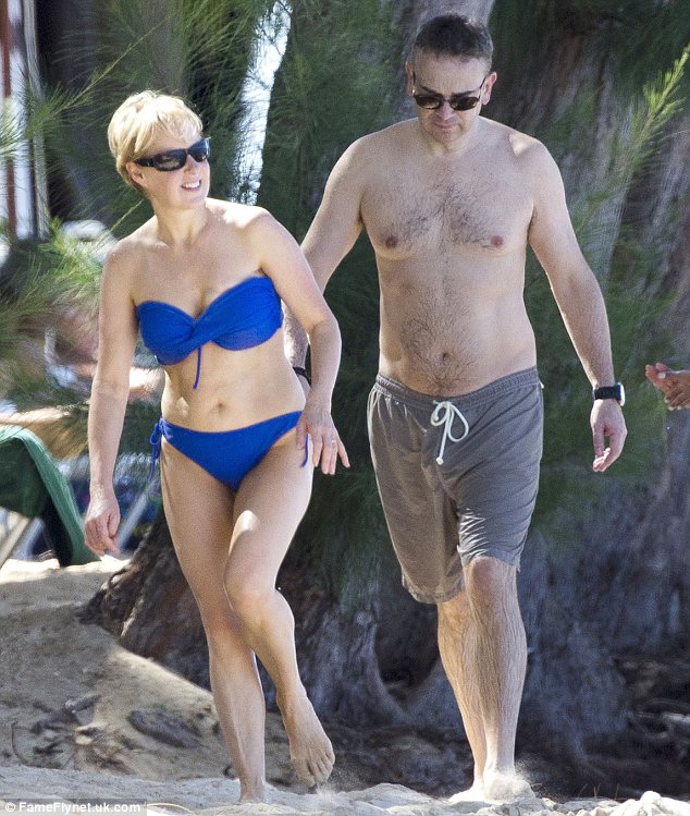 Sally Dynevor Cosmetic Surgery Body