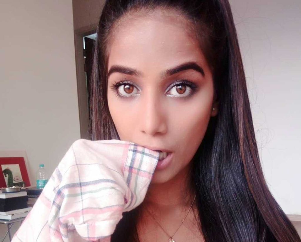 Poonam Pandey Cosmetic Surgery Face