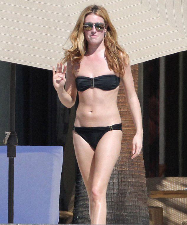 Cat Deeley Plastic Surgery Body