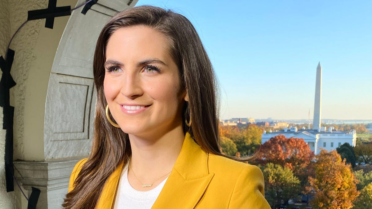 Kaitlan Collins' Plastic Surgery - What We Know So Far - Plastic