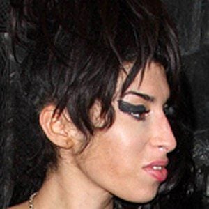 Amy Winehouse Plastic Surgery Face