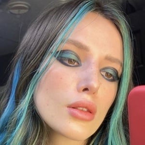 Bella Thorne Cosmetic Surgery Face